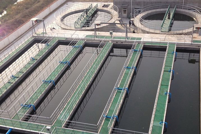 污水處理設(shè)備曝氣池運行管理的注意事項-樂中環(huán)保