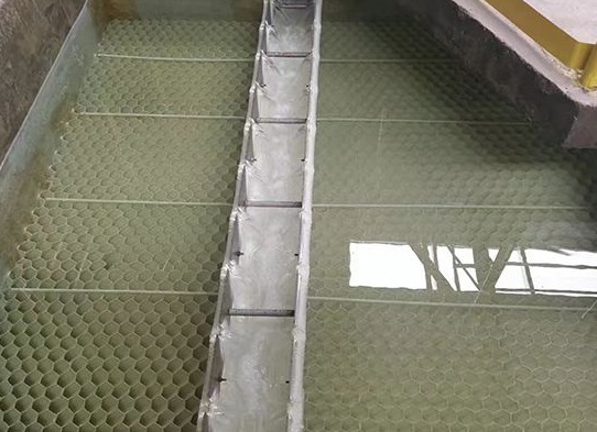 如何選購到性價比高的食品污水處理設(shè)備，專業(yè)廠商為您解答！02